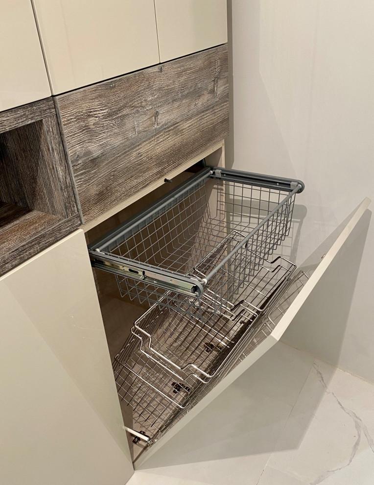 Шкаф в санузел.