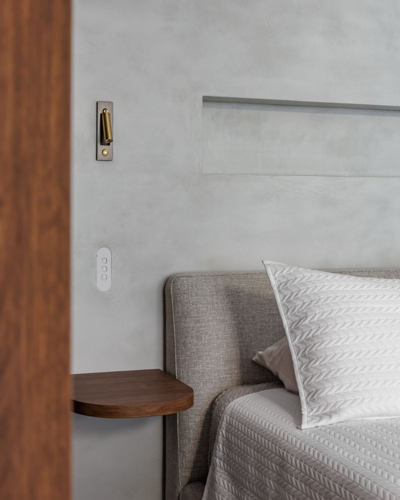 Матовая декоративная штукатурка и дерево: натуральный акцент в интерьере спальни