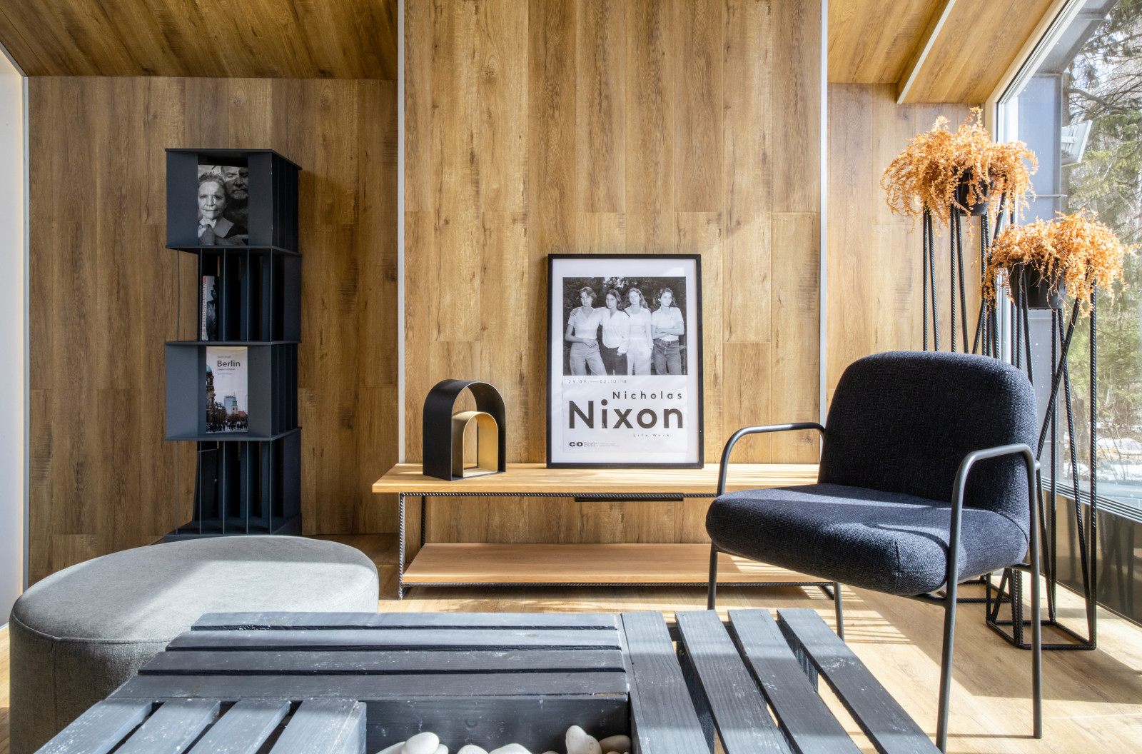 Интерьер офиса продаж