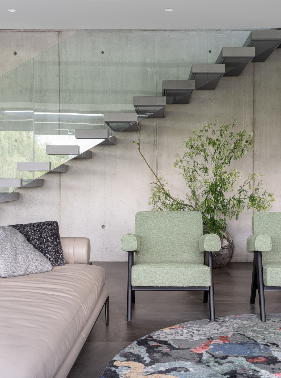 MRIIA HOUSE