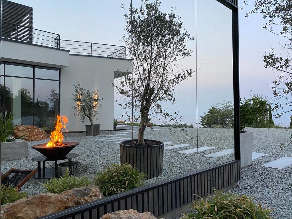 дом с видом на море