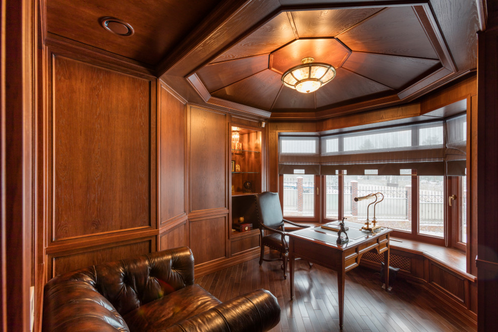 Отделка стен. Отделка потолка. Рабочий стол. Подоконник. Решетка радиатора. Крес