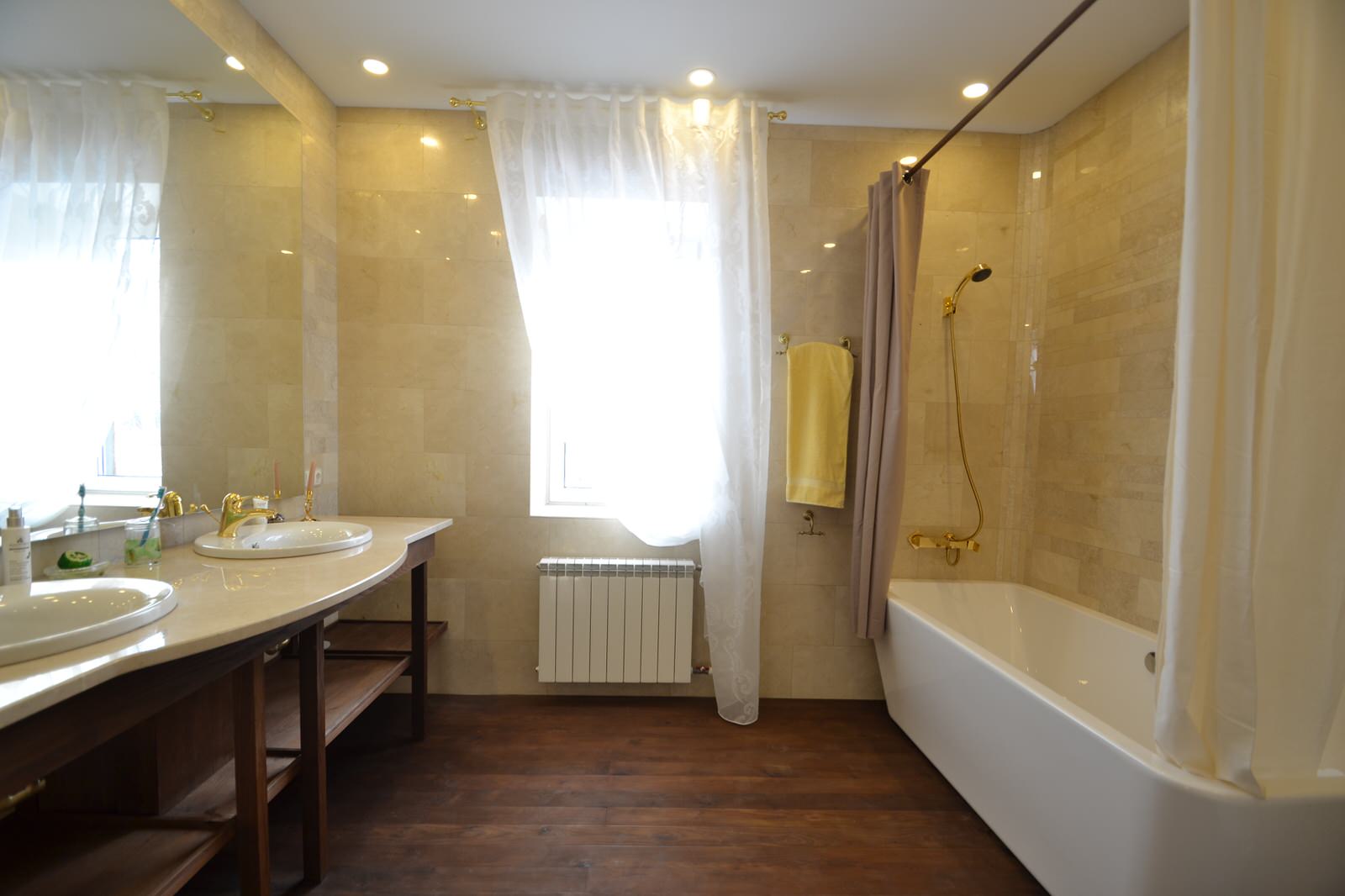 Современный загородный дом