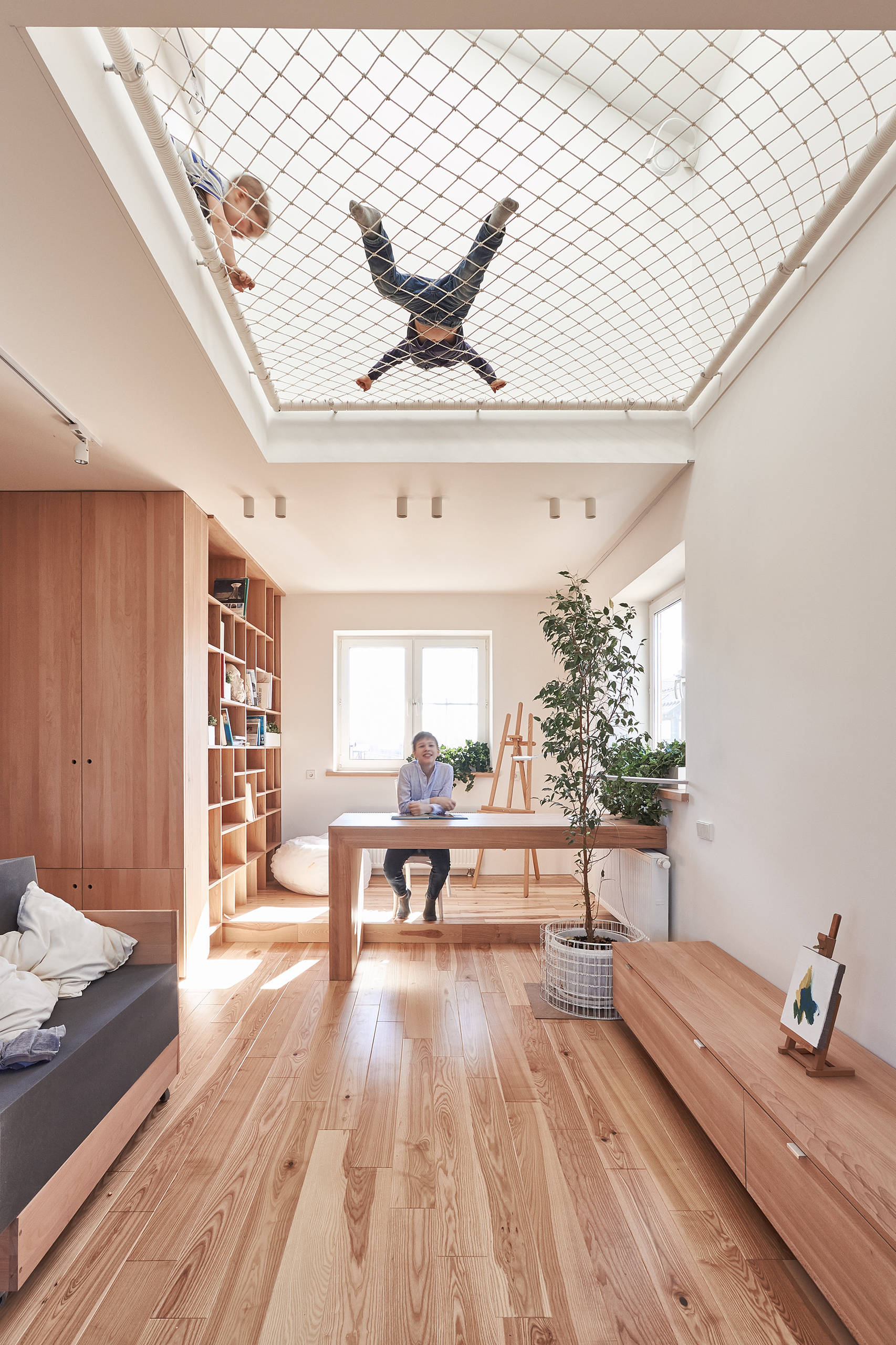 Houzz тур: Белый дом с гамаками в Домодедове