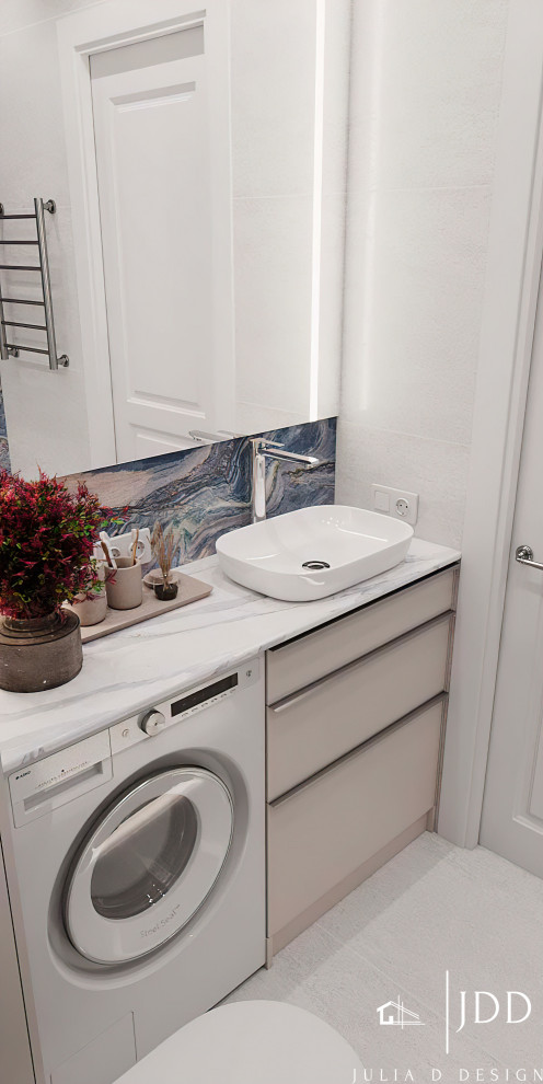 Двухкомнатная квартира для девушки