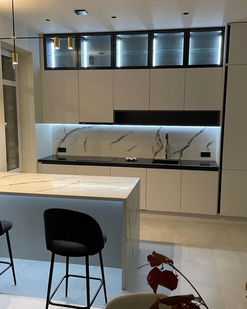 Программа "высокий бонус" в действии - кухня и гардеробная в современном стиле