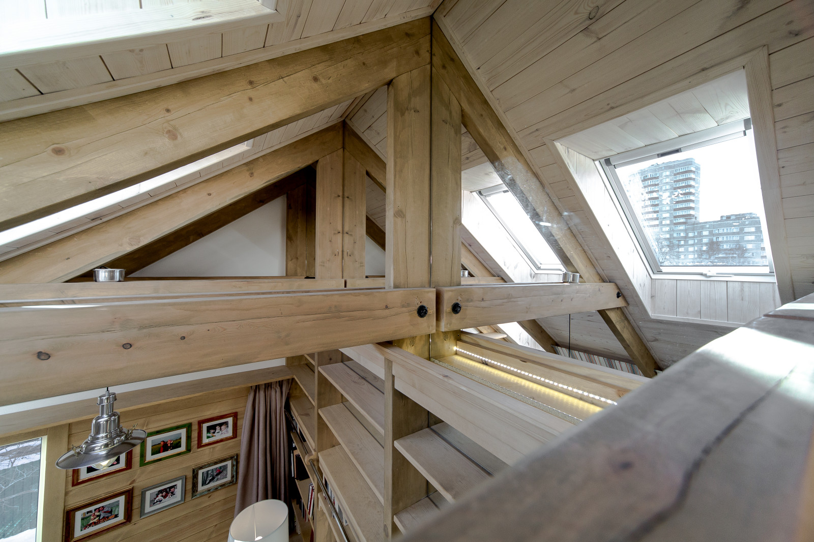 Дачный ответ. Мансарда с двойным светом