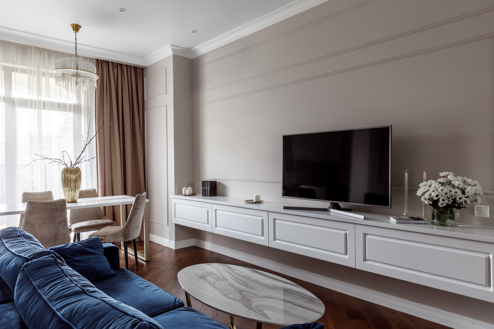 Квартира с синими акцентами