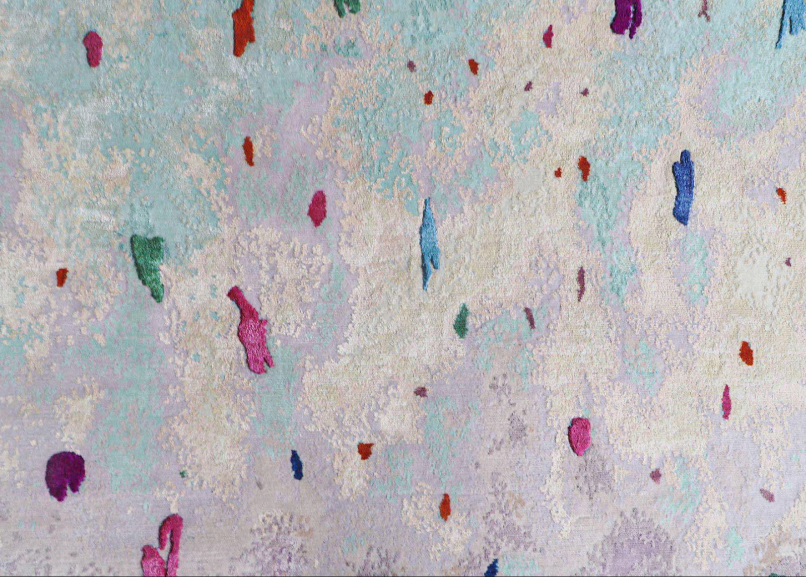 Обложка проекта: Топ-7 шелковых ковров для современного дома