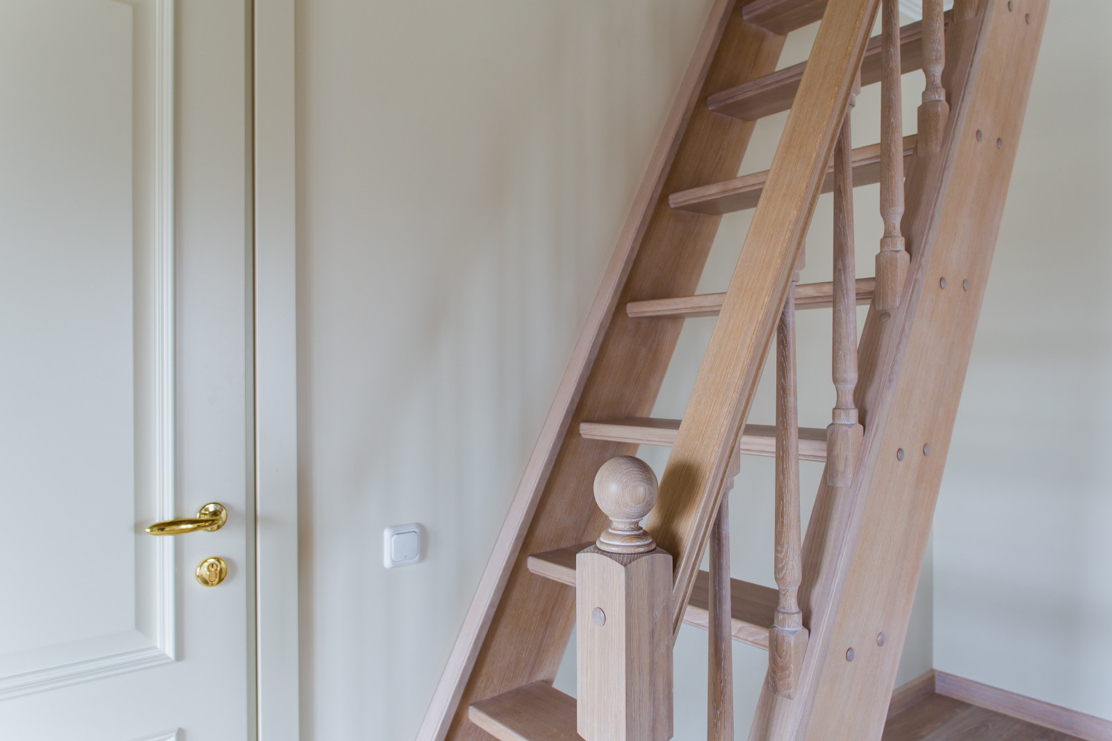 потолки и лестницы