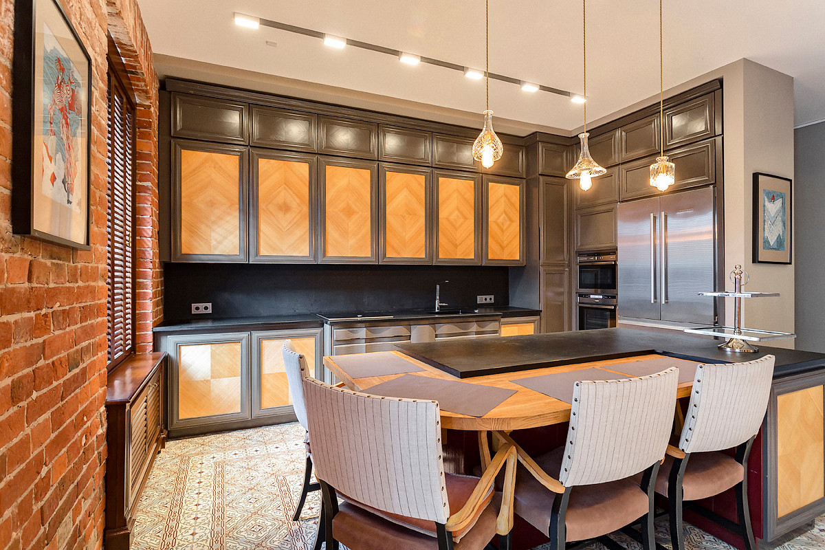 "Нехорошая квартира"