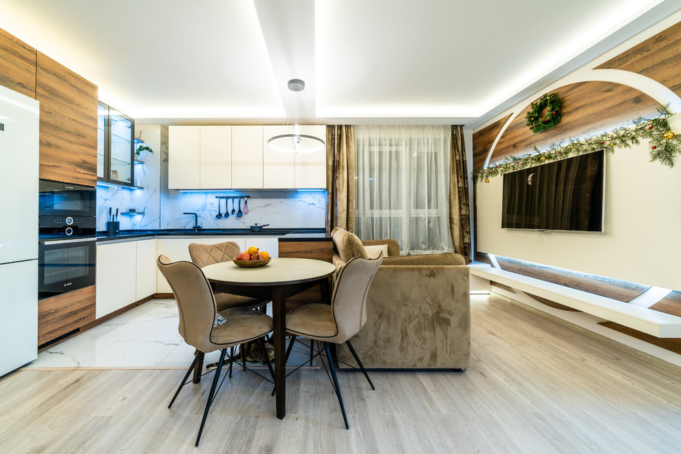 Обложка проекта: Кухня -гостиная