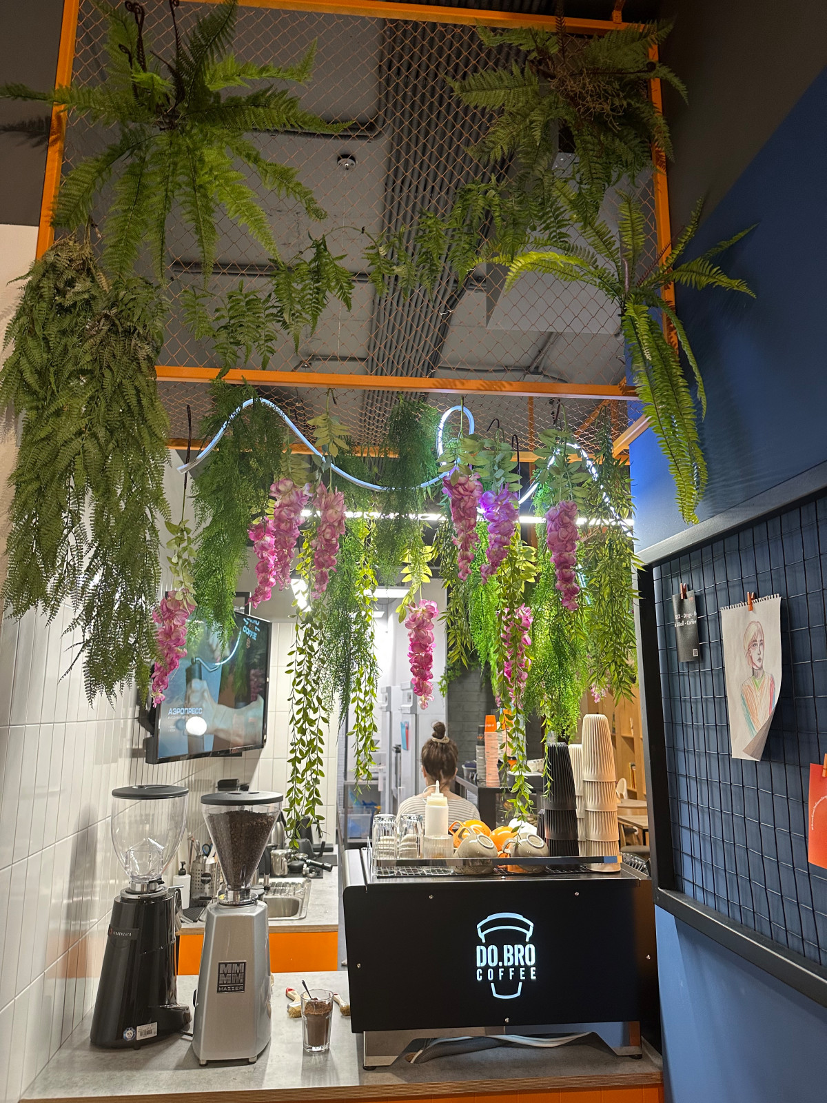 Обложка проекта: Оформление барной зоны в кафе Do.Bro