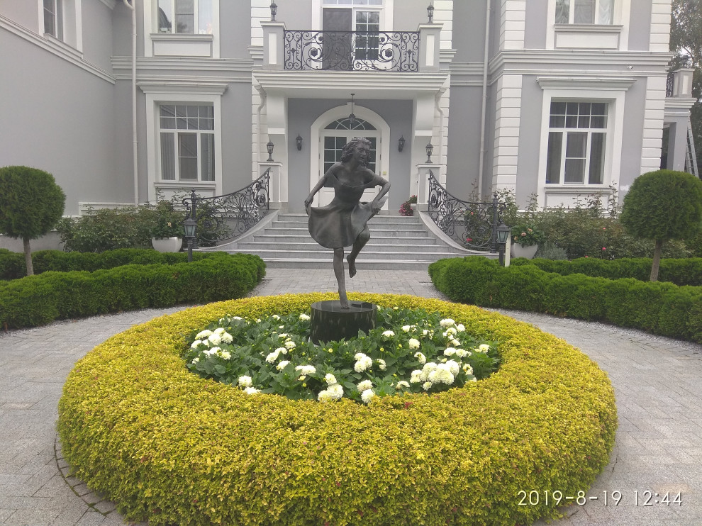 Обложка проекта: Цветники