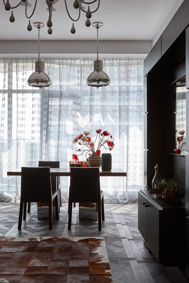 Варианты освещения над обеденной зоной