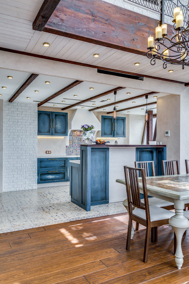 Пентхаус в Санкт-Петербурге. Мебель и отделка из массива.