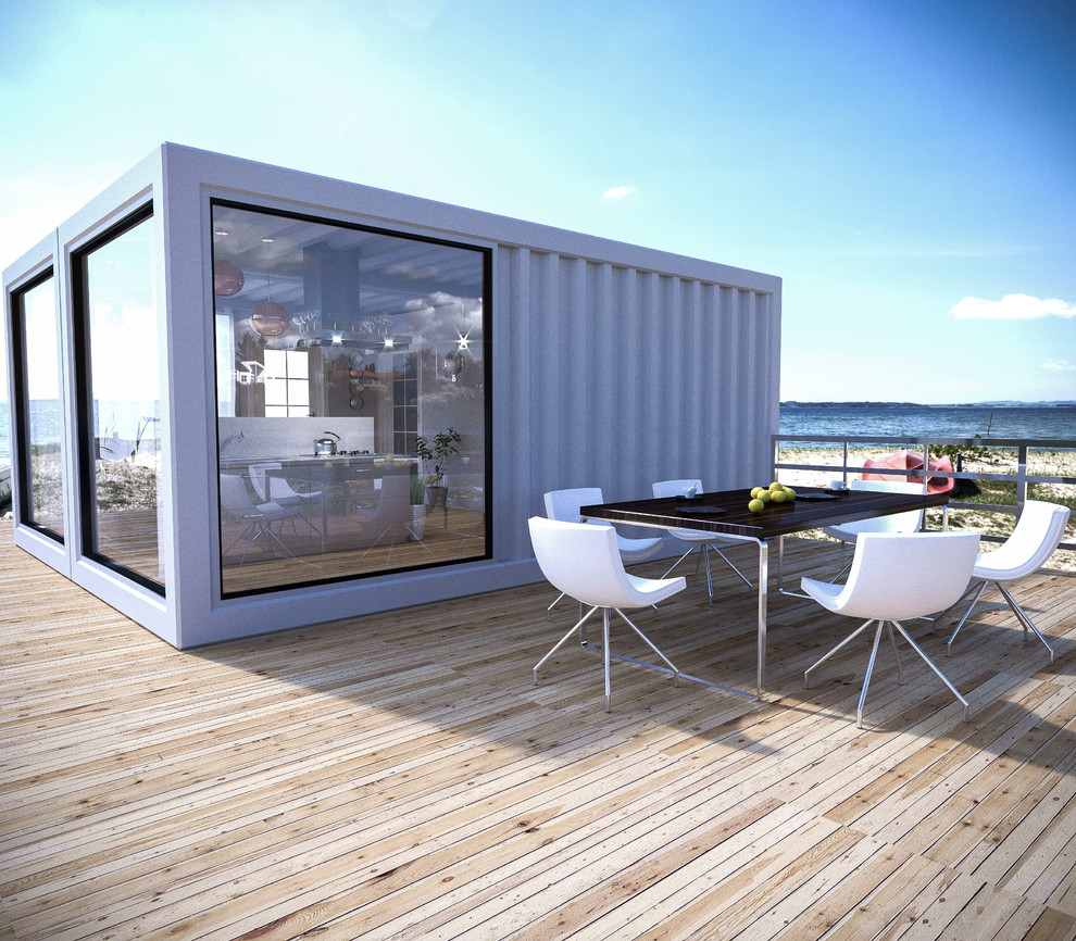 Номер из контейнеров на пляже в п. Витязево