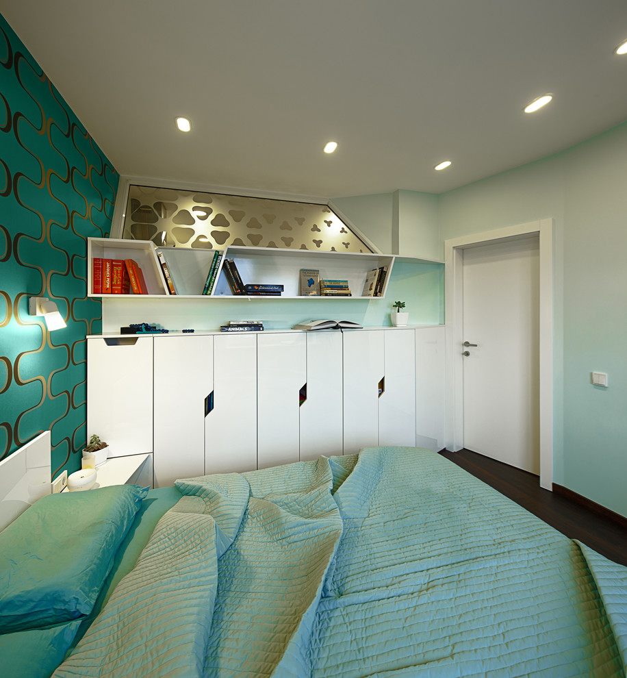 Apartment for Classmate