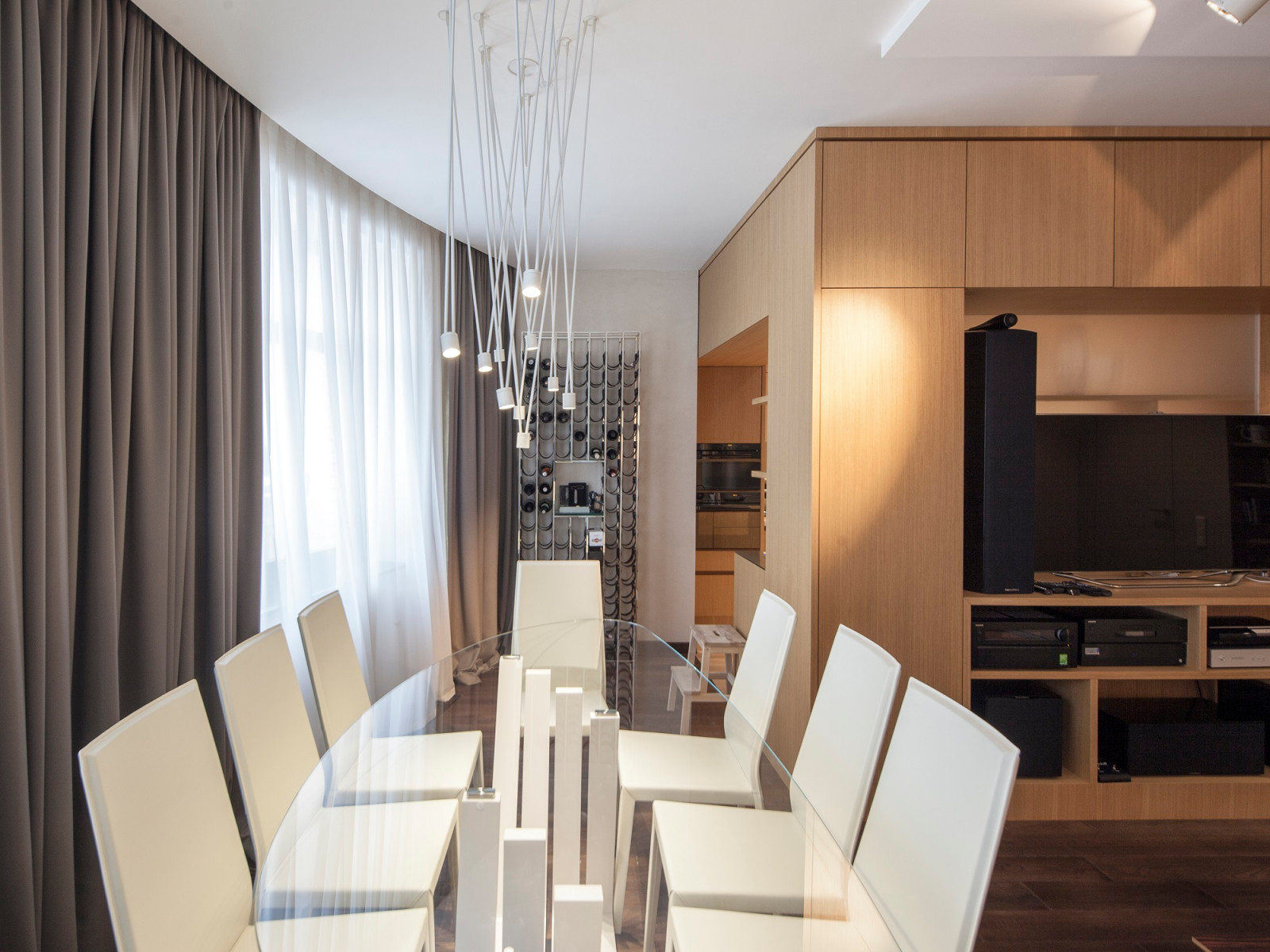 Пространственные эксперименты в минималистическом стиле