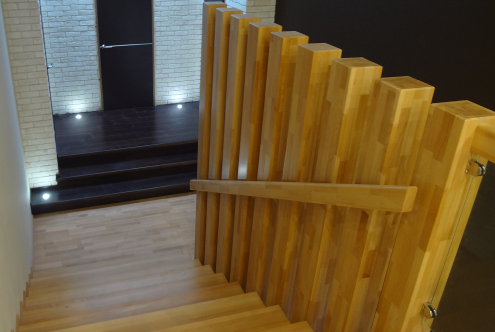 Обложка проекта: Лестница из массива бука на бетонном основании.Самара пос.Гранный