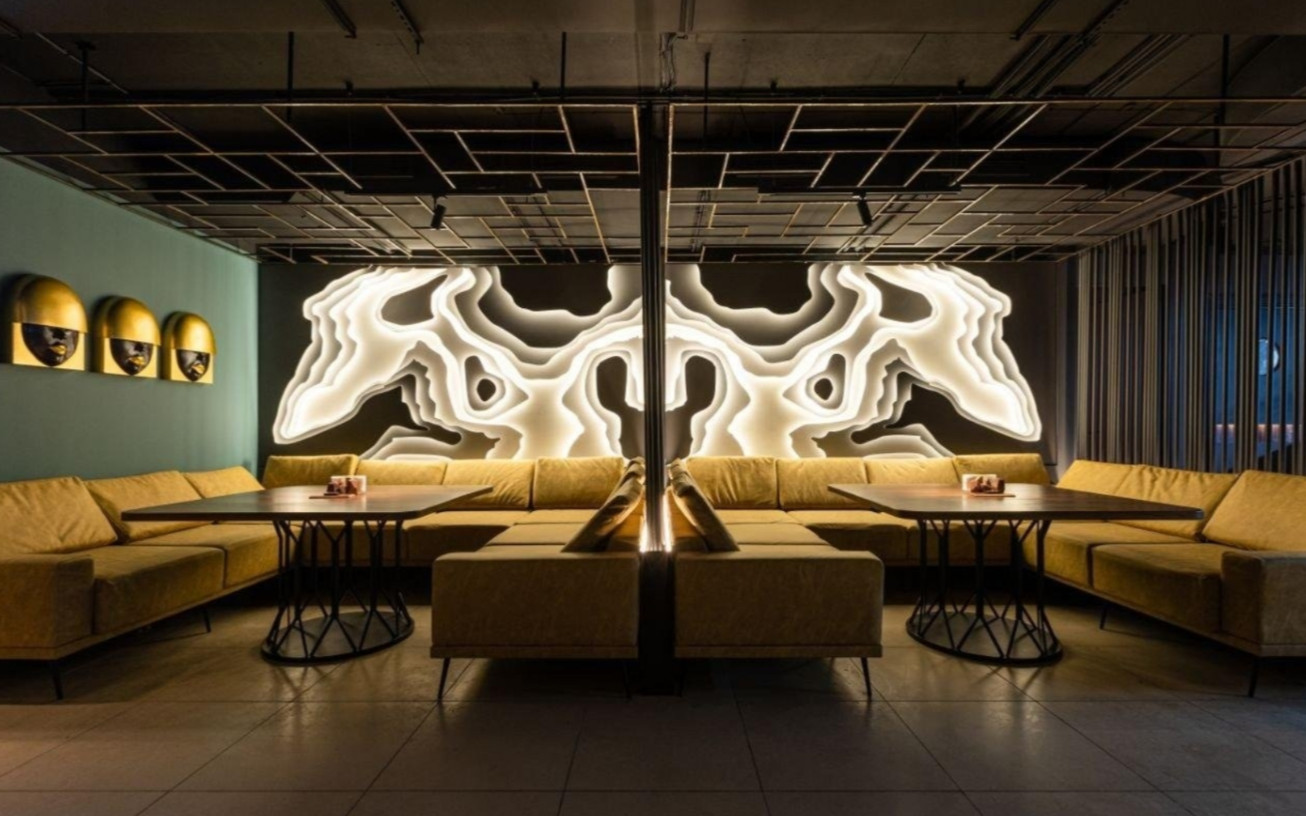 Обложка проекта: «Дым и Мясо»