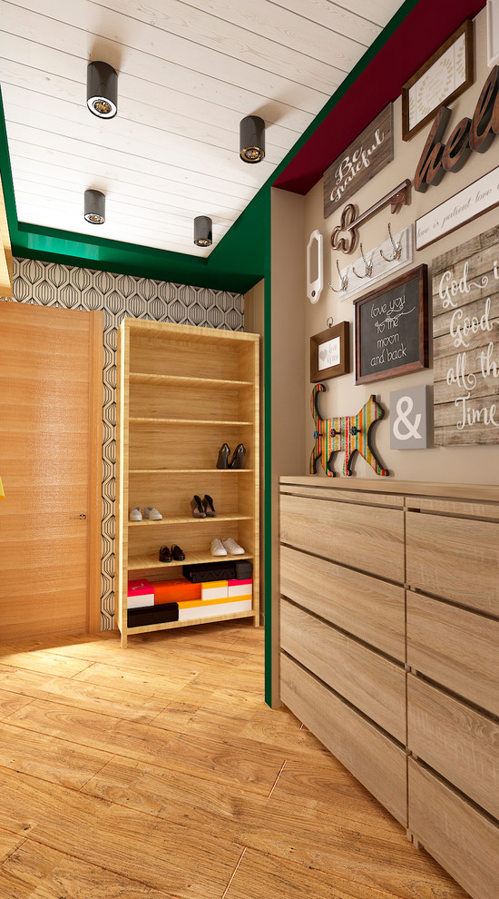 Обложка проекта: Яркая гардеробная