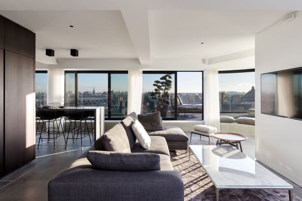 Квартира-студия в Париже