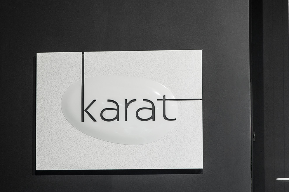 Кухня "Белое Озеро", г .Москва, дизайнер Чонг Че Хун, производство KARAT