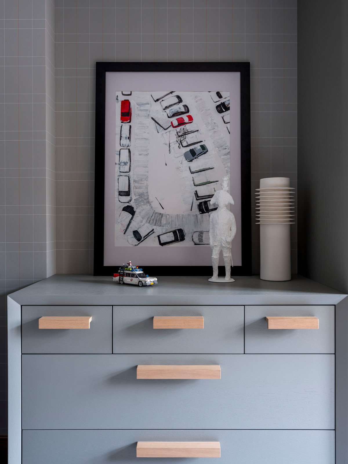 С московским характером. Детская.