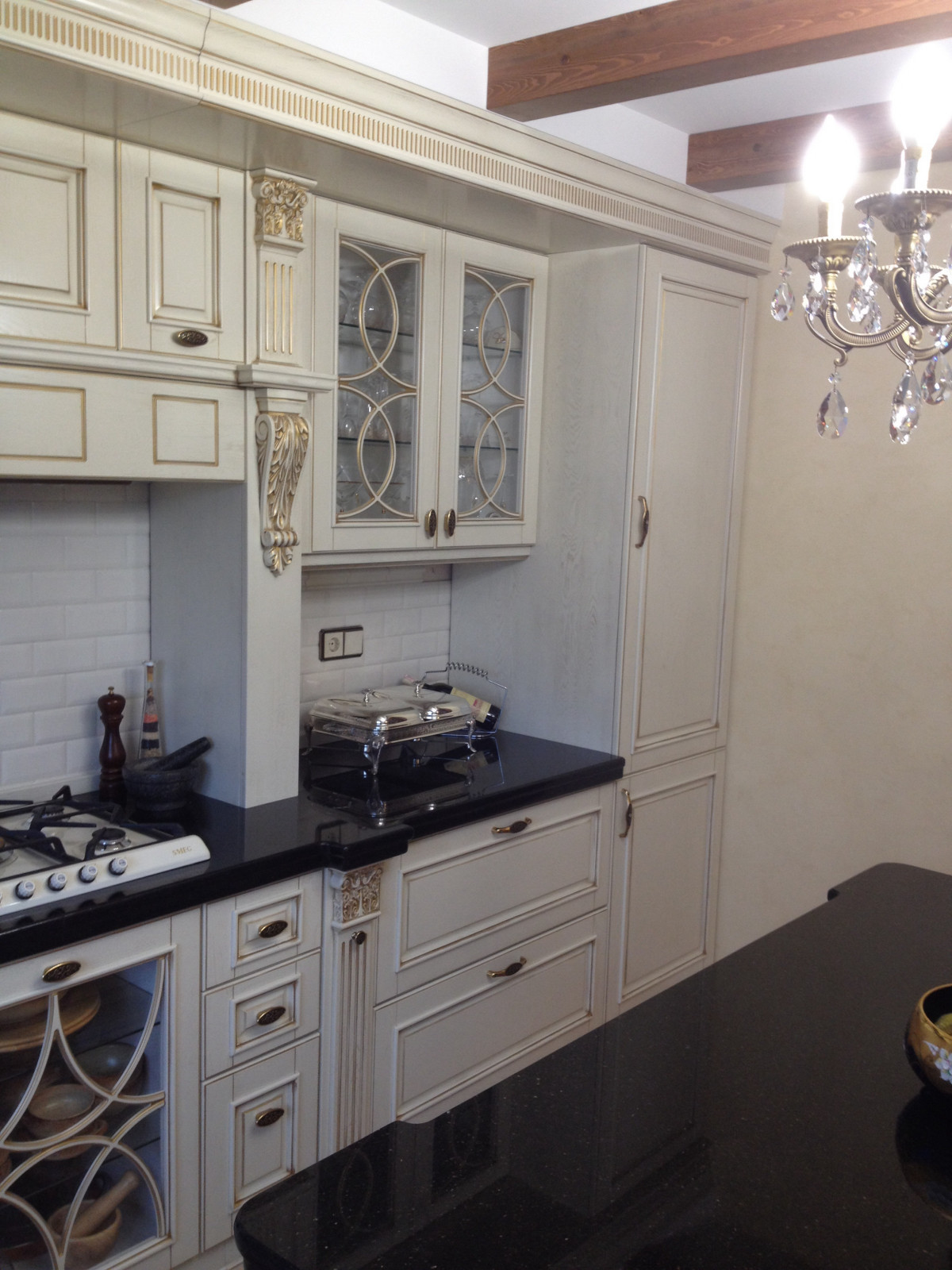 Кухня и кухонный остров