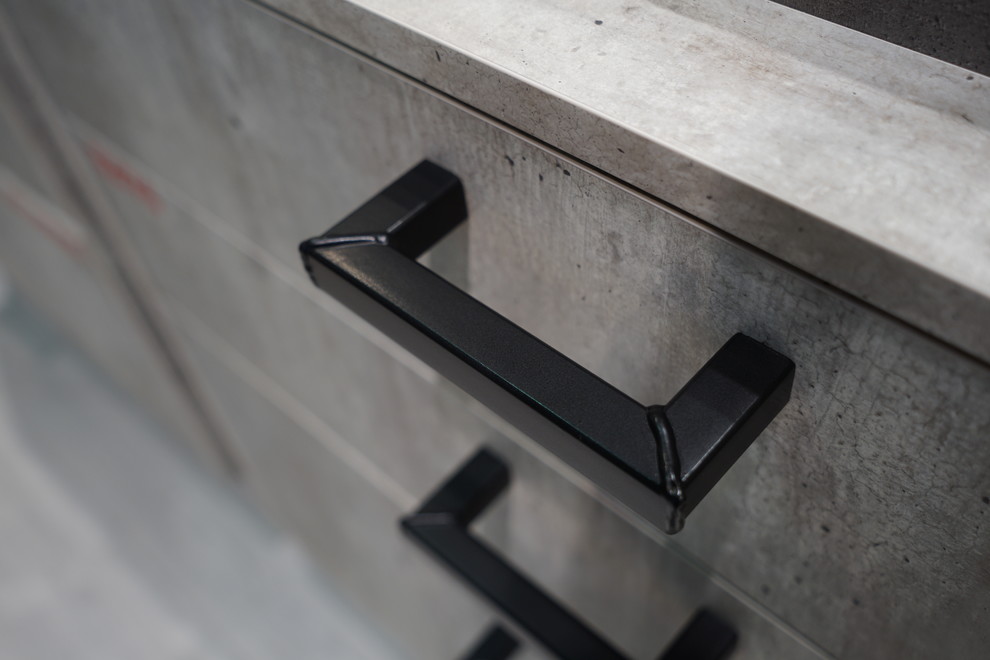 metal handles with welded seam/ ручки со сварным швом