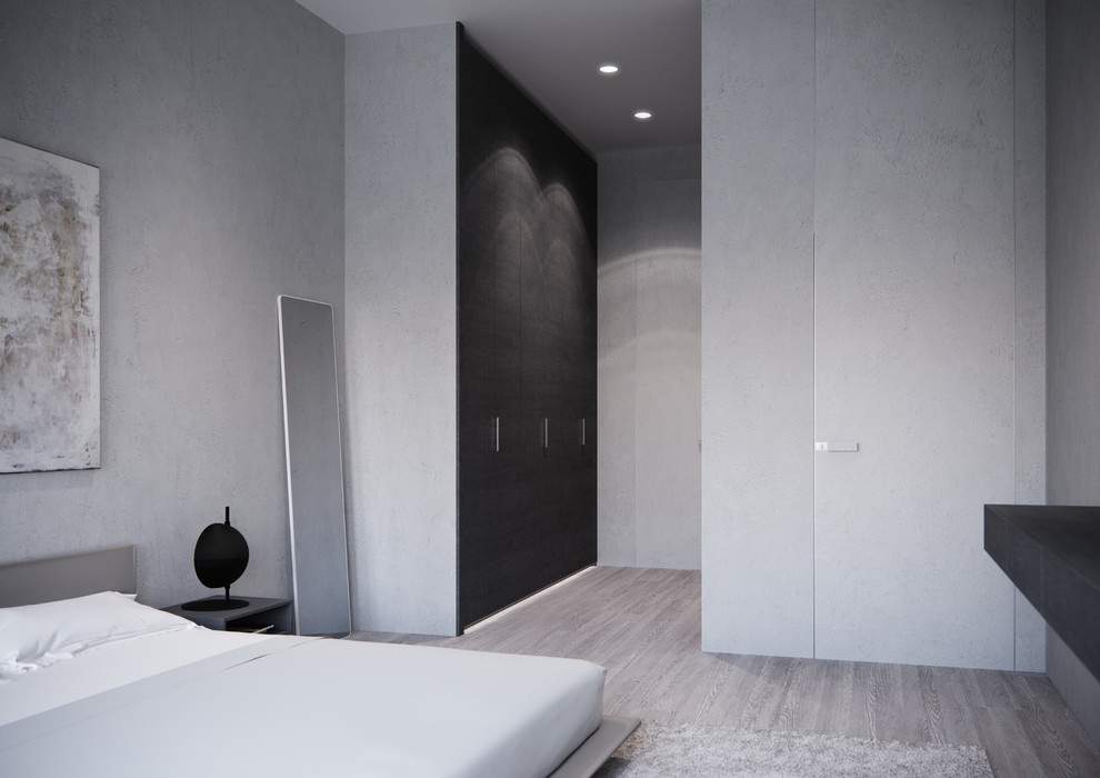 Мастер-спальня. Вид на вход в комнату и на гардеробную.