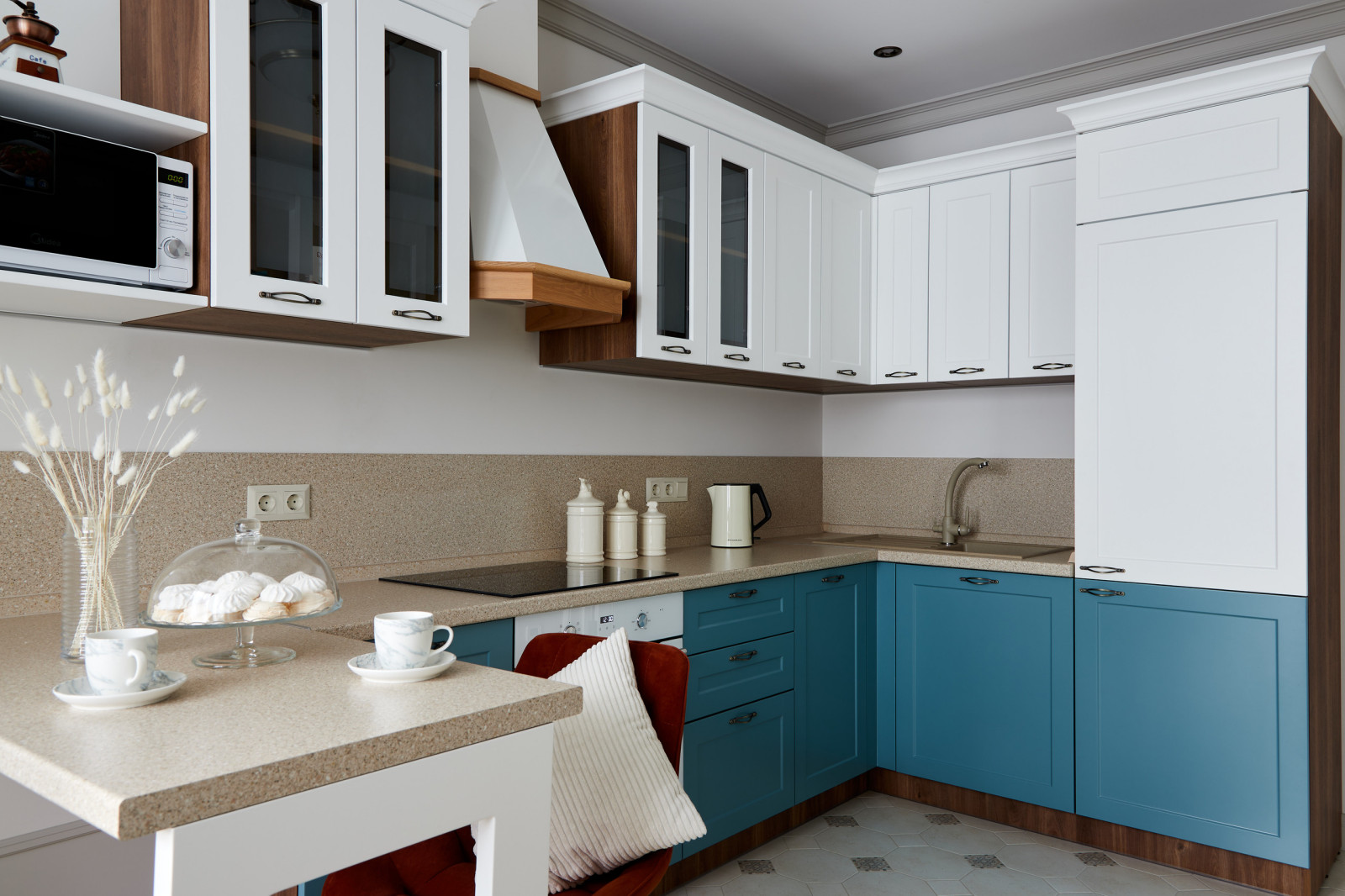 реализованный проект кухни в ЖК 7 Континент