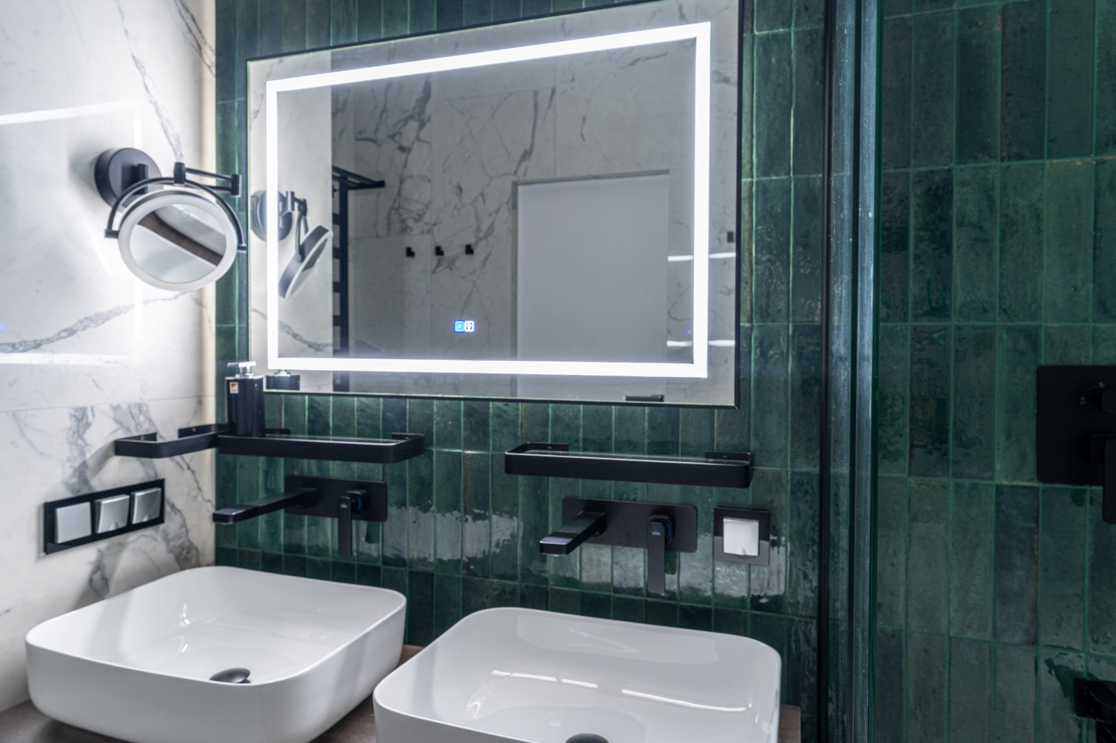 Дизайнерский интерьер московской квартиры 64 м2 ""