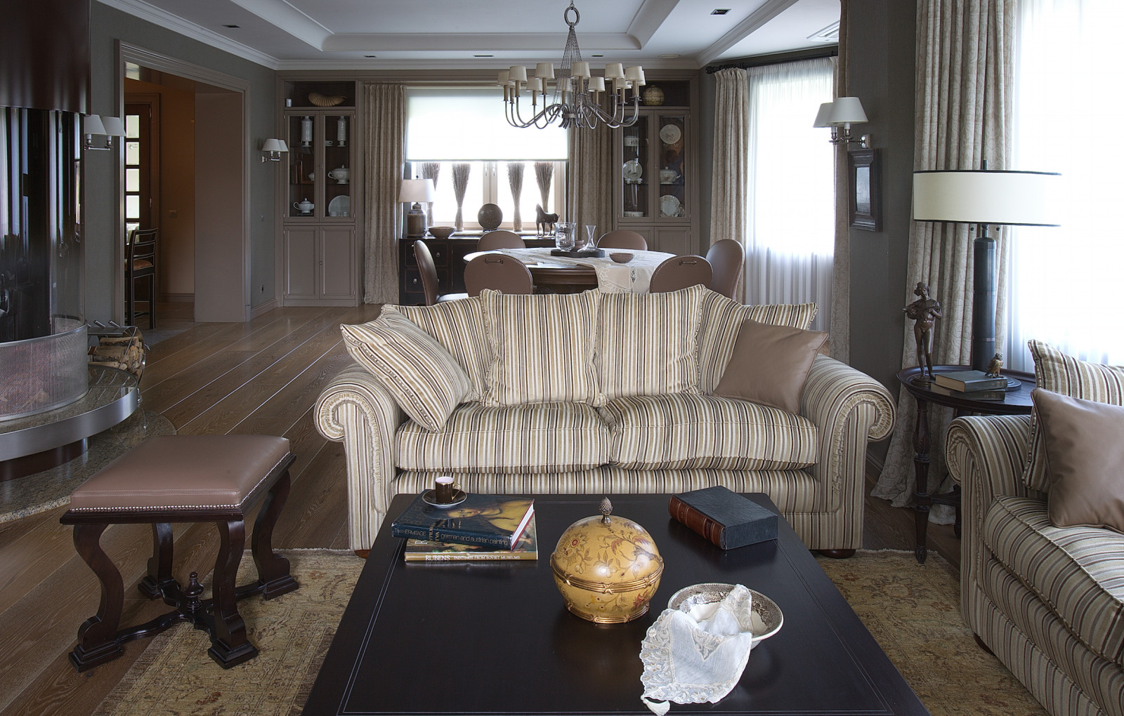 Михаил Ефремов