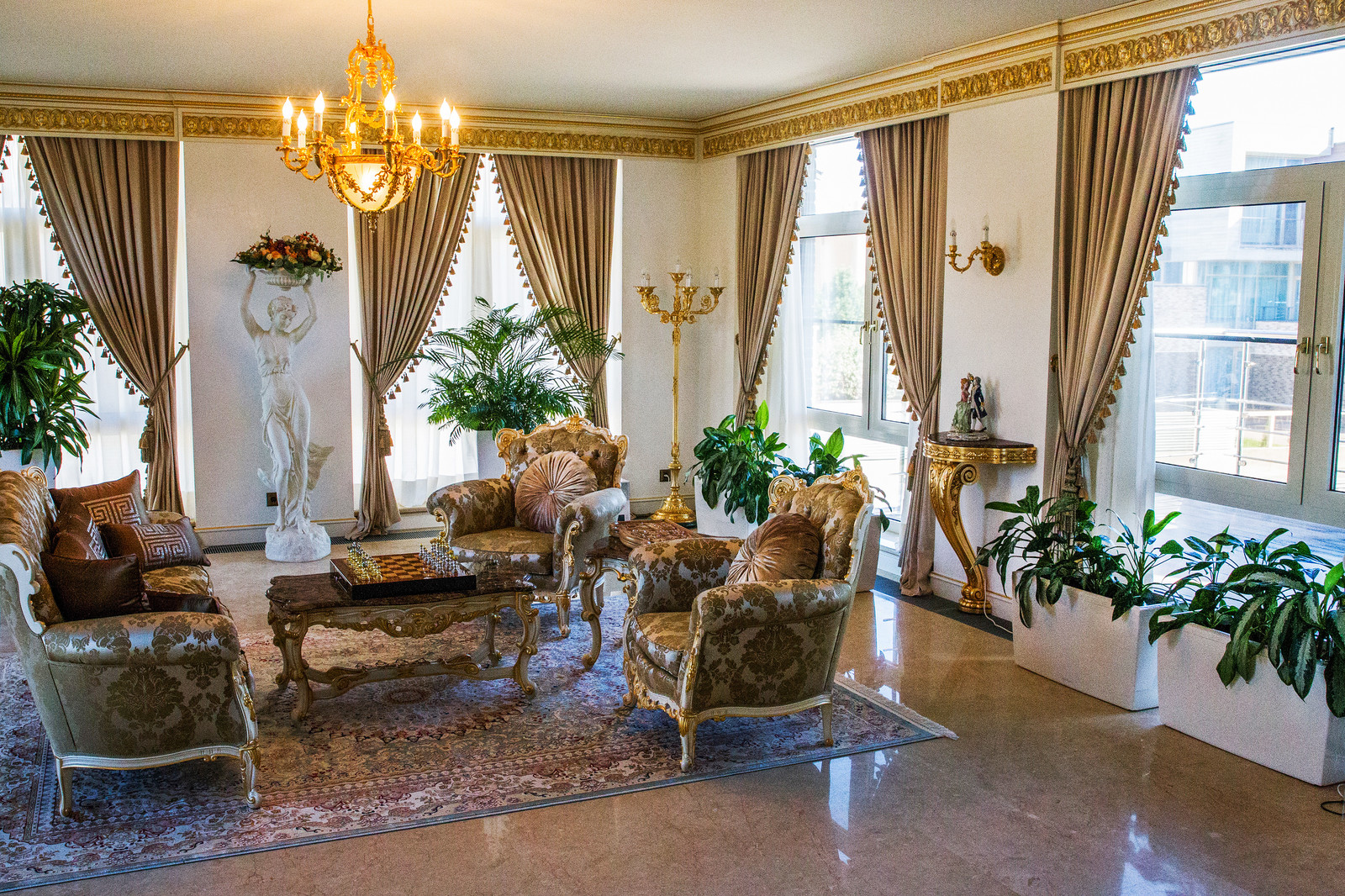 Сад на Пятницком шоссе.  Дизайнер Лариса Юрова