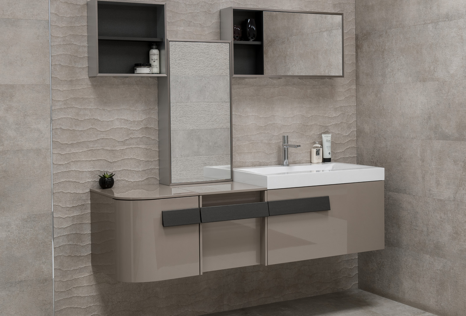 Шоу-румы салона БОМОНД Ростов