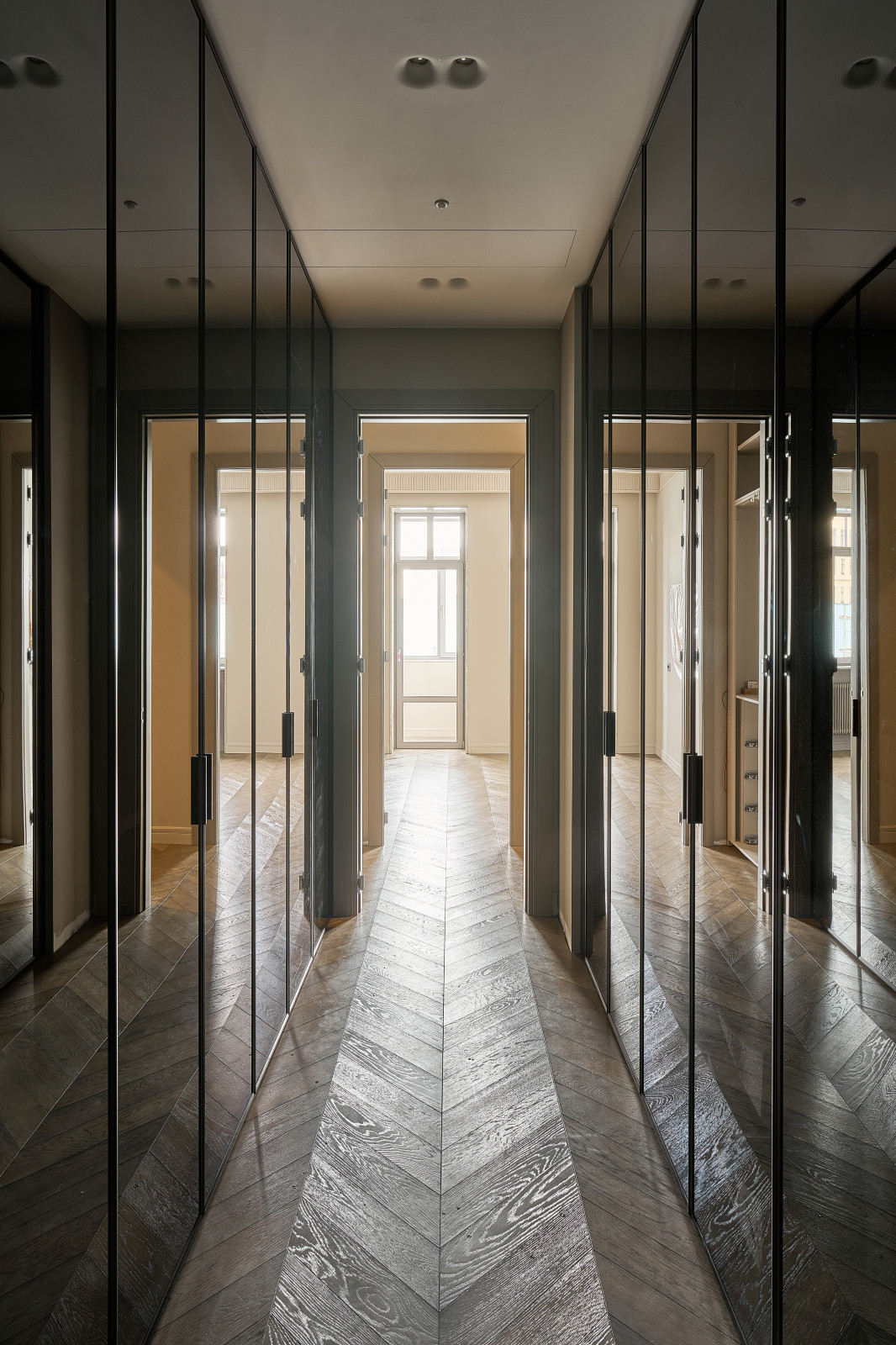 Леонтьевский переулок