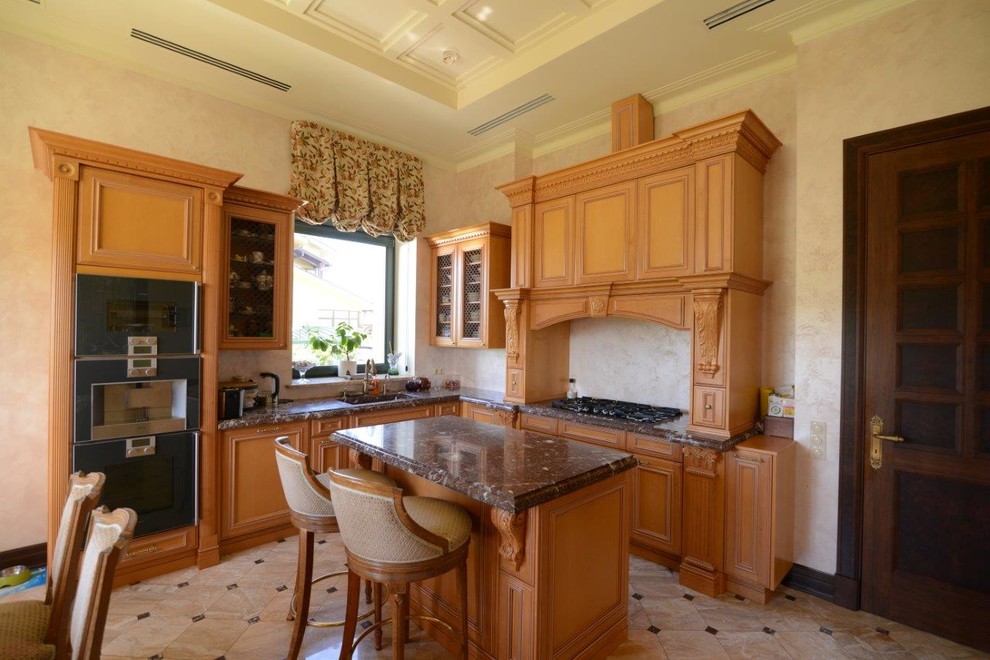 Обложка проекта: Кухня в классическом стиле