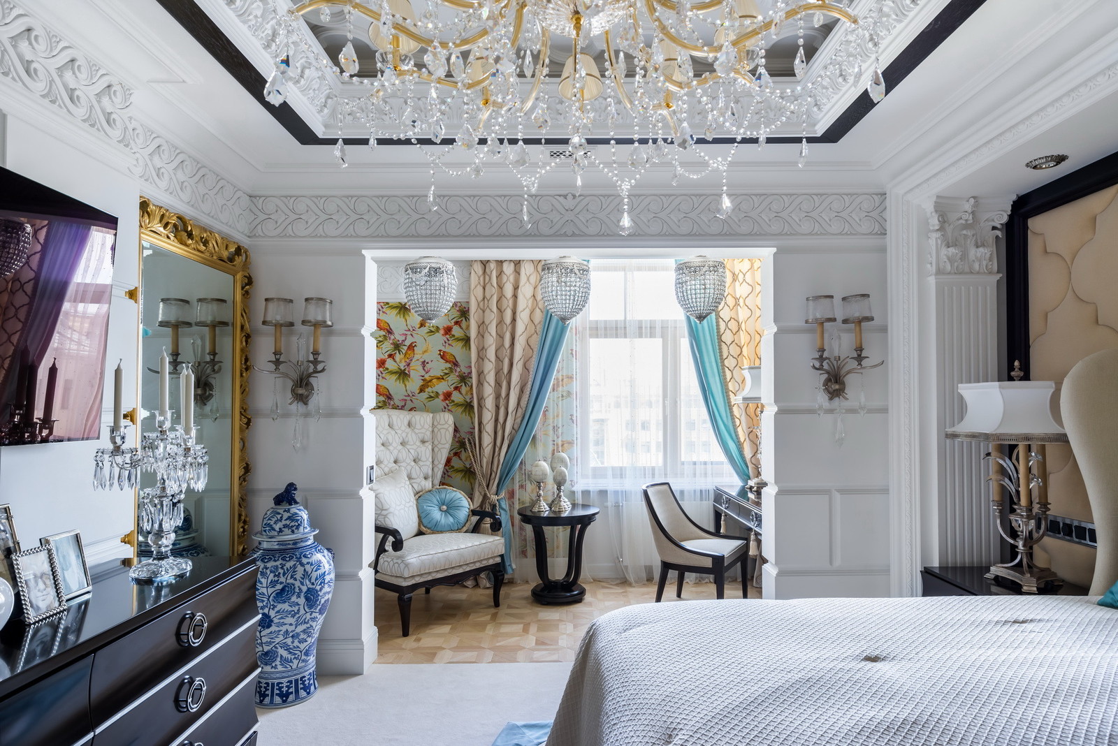 Интерьер квартиры в стиле современной классики с элементами Ар-Деко в Петербурге
