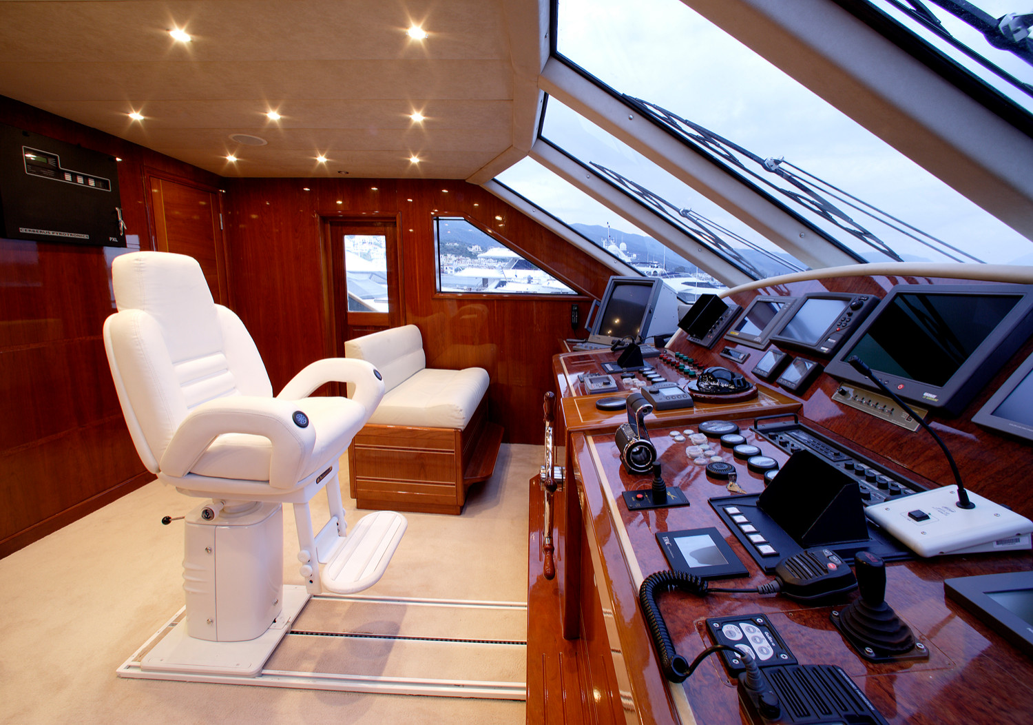 Обложка альбома: Кухня