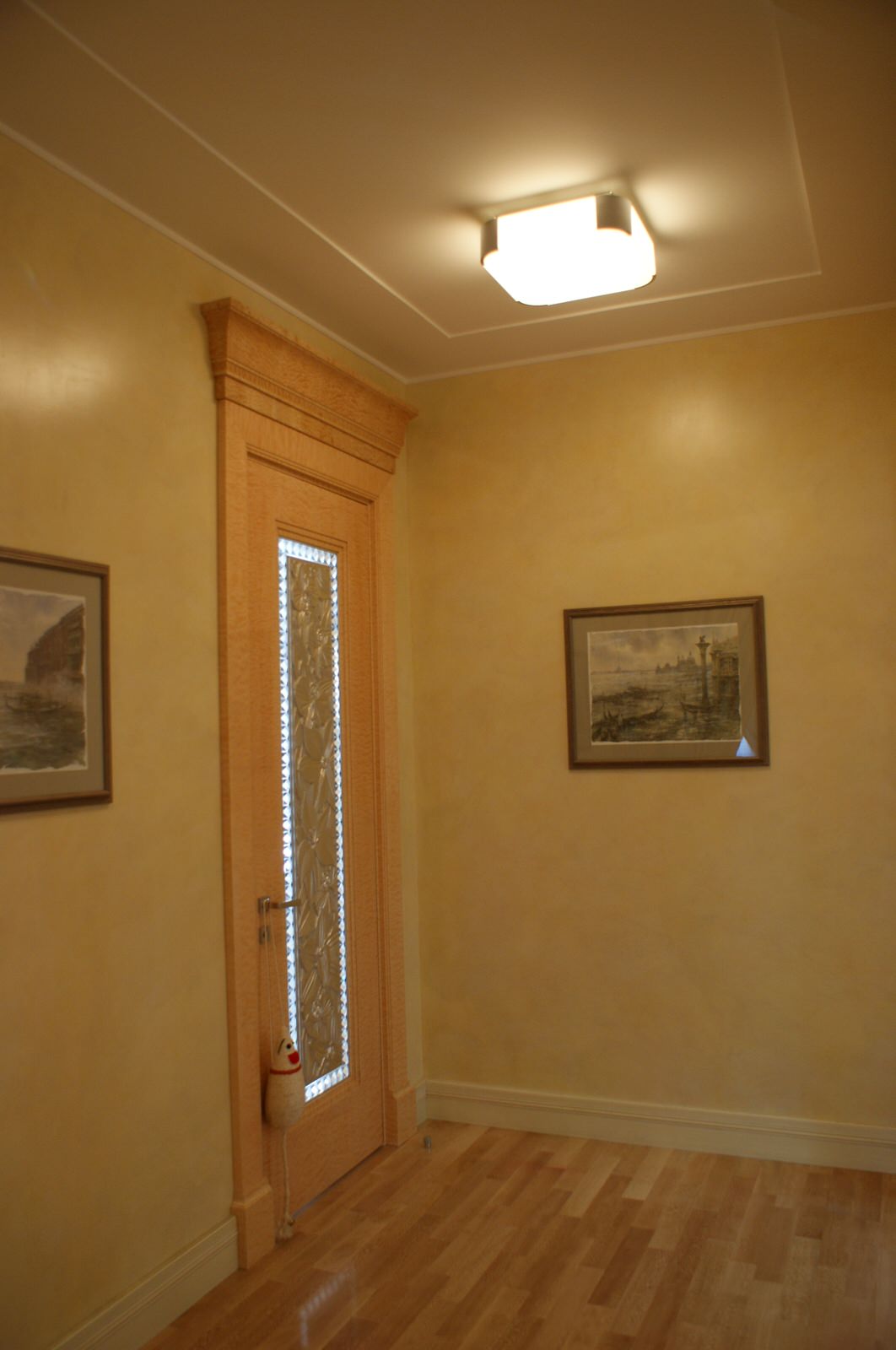 Резиденция в Стольном ДВЕРИ