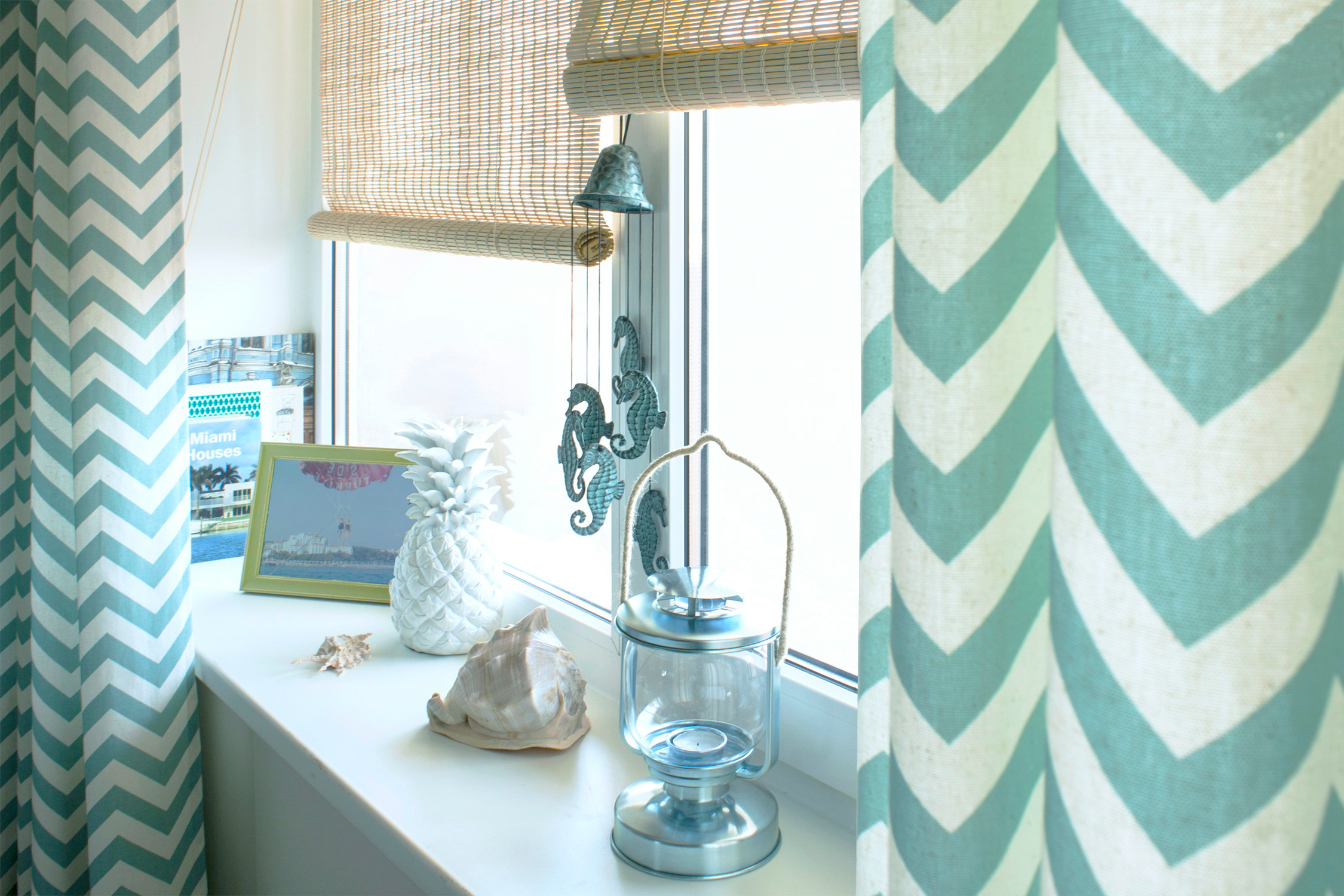 Houzz тур: Дух странствий и яркие стены в квартире дизайнера