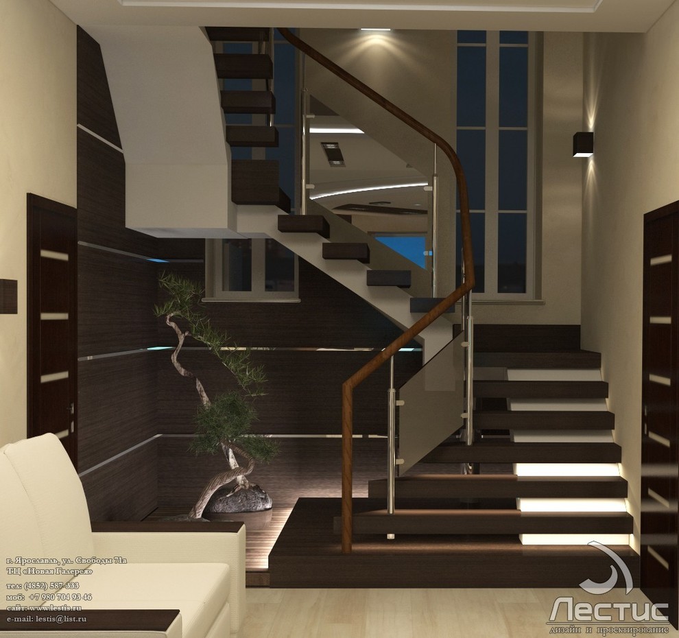 Лестница на второй этаж