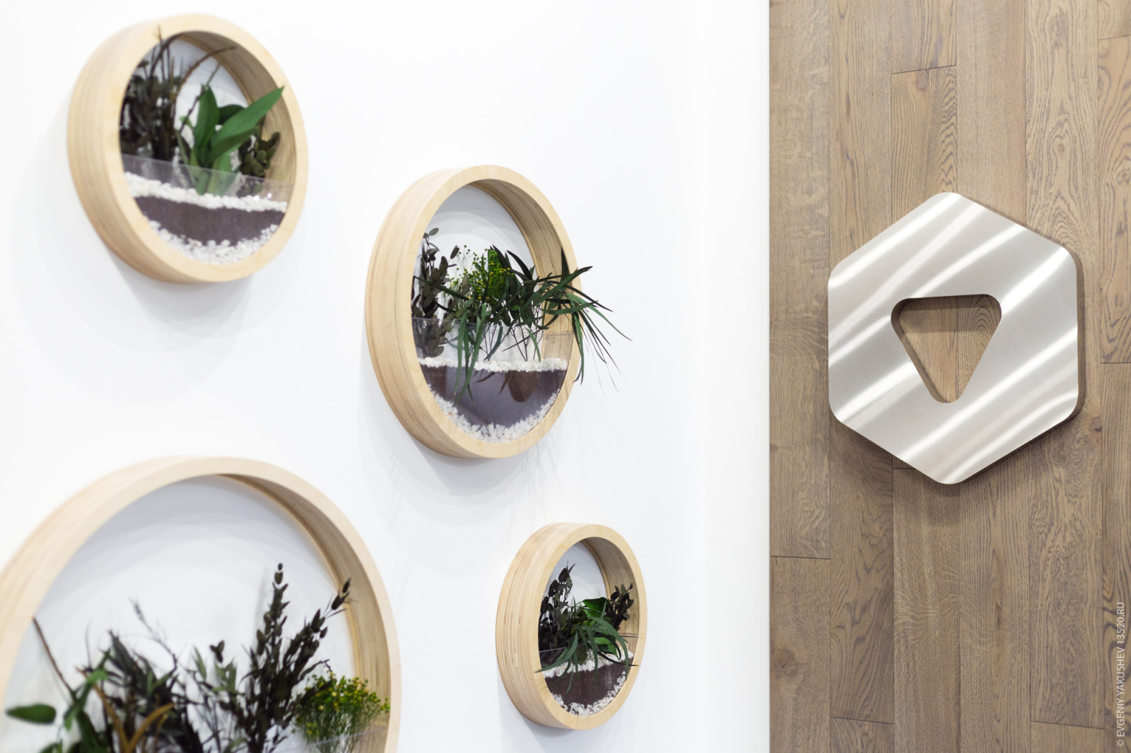 Office in Neo-Geo Business Center