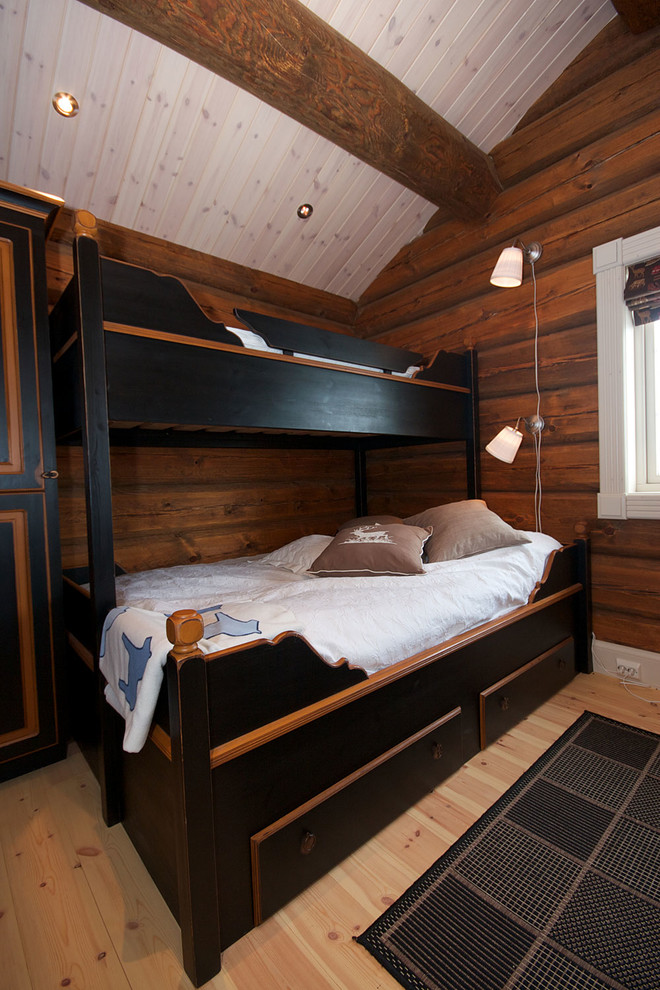 Детская комната в деревянном доме