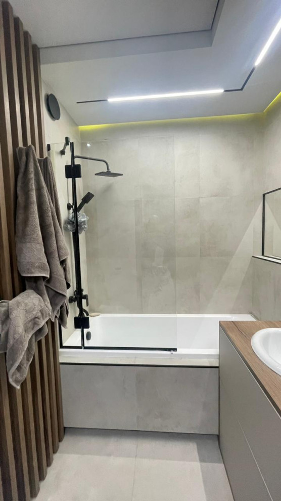 душевая с откдной створкой