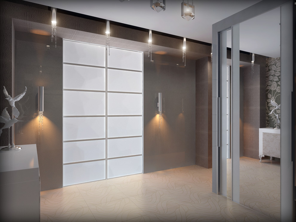 Обложка проекта: Hallway in muted colors