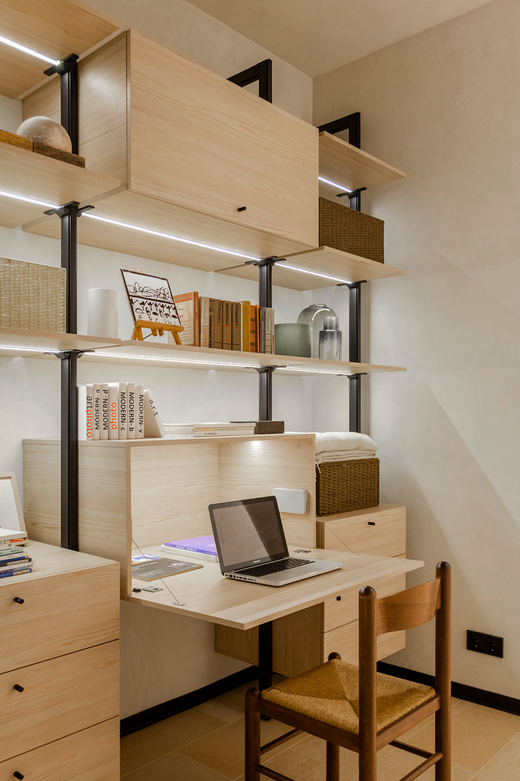 Добрая квартира - интерьер 49м² в доме XIX века