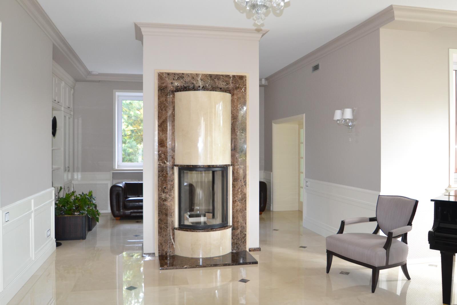 Загородный дом в Барвихе - гостиная, кухня и зал